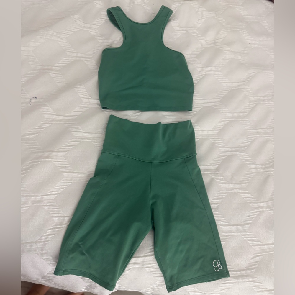 Bombshell Sportswear Green Leggings and Top Set